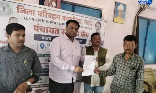 गढ़वा में लोगों को घर के पास मिली परिवहन सुविधा