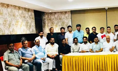 Noida में बड़े सम्मेलन की तैयारी, व्यापारी जुटेंगे Noida में बड़े सम्मेलन की तैयारी, व्यापारी जुटेंगे