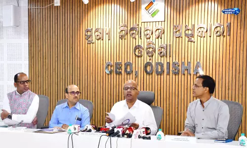 Odisha : मतदाता सूची से करीब 20.14 लाख नाम हटाने की पहचान, ड्राफ्ट रोल जारी Odisha : मतदाता सूची से करीब 20.14 लाख नाम हटाने की पहचान, ड्राफ्ट रोल जारी