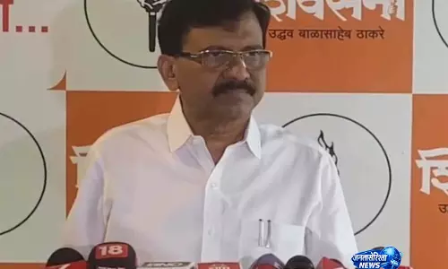 राम मंदिर दान विवाद पर शिवसेना UBT का ‘राम रक्षा आंदोलन’, उद्धव ठाकरे करेंगे नेतृत्व राम मंदिर दान विवाद पर शिवसेना UBT का ‘राम रक्षा आंदोलन’, उद्धव ठाकरे करेंगे नेतृत्व