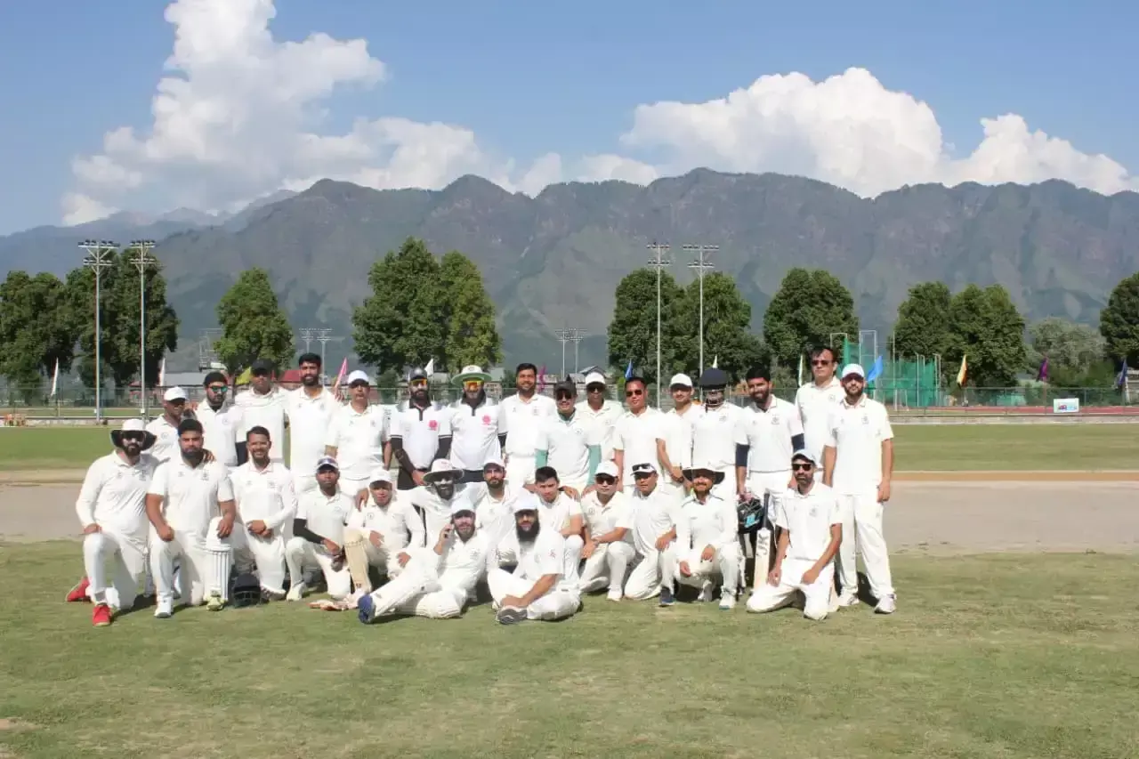 Jammu: इंटर-एनआईटी क्रिकेट टूर्नामेंट में एनआईटी श्रीनगर की धमाकेदार शुरुआत Jammu: इंटर-एनआईटी क्रिकेट टूर्नामेंट में एनआईटी श्रीनगर की धमाकेदार शुरुआत