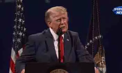 ट्रंप ने America की सैन्य और आर्थिक ताकत की सराहना की ट्रंप ने America की सैन्य और आर्थिक ताकत की सराहना की