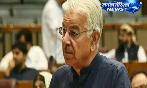 PM मोदी पर टिप्पणी से भड़का भारत; पाक रक्षा मंत्री को बताया मानसिक रूप से बीमार PM मोदी पर टिप्पणी से भड़का भारत; पाक रक्षा मंत्री को बताया मानसिक रूप से बीमार