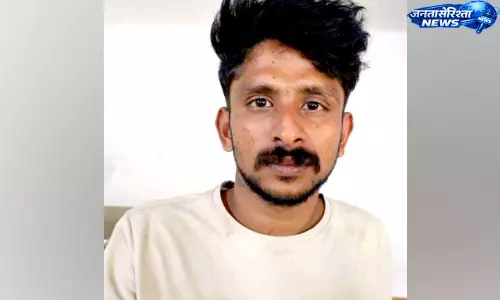 Kerala : ताड़ी दुकान पर बहस के बाद युवक पर तलवार से हमला, आरोपी गिरफ्तार Kerala : ताड़ी दुकान पर बहस के बाद युवक पर तलवार से हमला, आरोपी गिरफ्तार