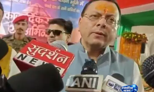 जनता की समस्याओं का समाधान करें: CM पुष्कर सिंह धामी ने अधिकारियों से कहा