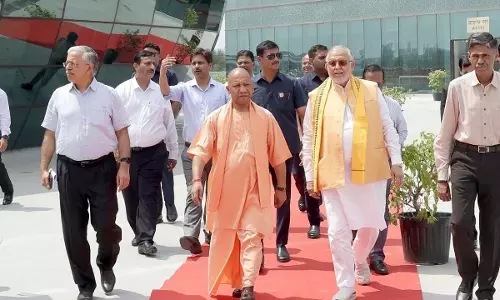 UP elections 2027 को लेकर बढ़ी सियासी हलचल UP elections 2027 को लेकर बढ़ी सियासी हलचल
