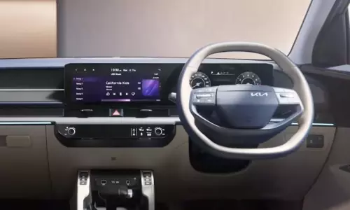 Ertiga or Innova, नहीं, यह 7-सीटर बन रही ग्राहकों की पहली पसंद Ertiga or Innova, नहीं, यह 7-सीटर बन रही ग्राहकों की पहली पसंद