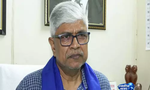 Ram Mandir फंड ‘गबन’ मामले की जांच सुप्रीम कोर्ट जज से कराने की मांग तेज Ram Mandir फंड ‘गबन’ मामले की जांच सुप्रीम कोर्ट जज से कराने की मांग तेज