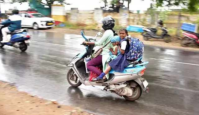 तमिलनाडु में 5 से 10 जुलाई तक हल्की से मध्यम बारिश की संभावना तमिलनाडु में 5 से 10 जुलाई तक हल्की से मध्यम बारिश की संभावना