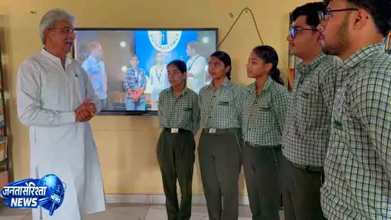 Narnaul शिक्षा सुधार को लेकर कांग्रेस का अभियान जारी Narnaul शिक्षा सुधार को लेकर कांग्रेस का अभियान जारी