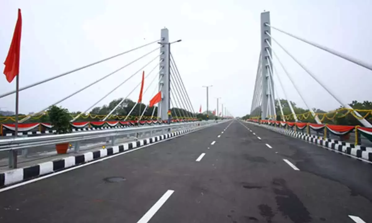 अहमदाबाद-गांधीनगर में ट्रांसपोर्ट को नई रफ्तार अहमदाबाद-गांधीनगर में ट्रांसपोर्ट को नई रफ्तार