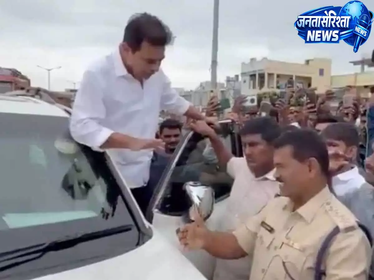 KTR ने कन्नेपल्ली पंप हाउस का दौरा कर परियोजना की स्थिति का लिया जायजा KTR ने कन्नेपल्ली पंप हाउस का दौरा कर परियोजना की स्थिति का लिया जायजा