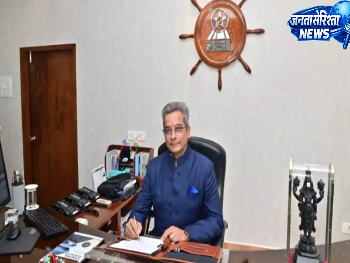 नौसेना के वरिष्ठ एडमिरल बने हिंदुस्तान शिपयार्ड के नए CMD नौसेना के वरिष्ठ एडमिरल बने हिंदुस्तान शिपयार्ड के नए CMD