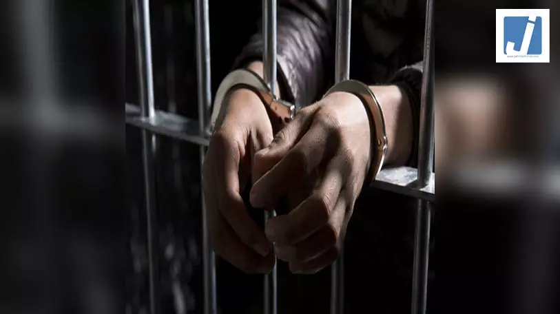 अंतरराज्यीय ड्रग सिंडिकेट का भंडाफोड़, पुलिस ने तीन तस्करों को किया गिरफ्तार अंतरराज्यीय ड्रग सिंडिकेट का भंडाफोड़, पुलिस ने तीन तस्करों को किया गिरफ्तार