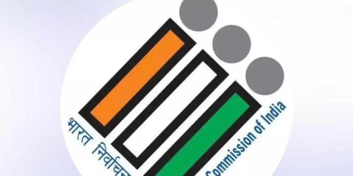 Manipur ने 1.9 मिलियन लोगों के नाम के साथ ड्राफ्ट वोटर रोल जारी किया Manipur ने 1.9 मिलियन लोगों के नाम के साथ ड्राफ्ट वोटर रोल जारी किया
