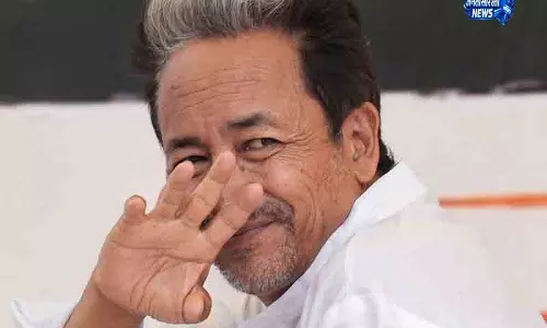 Delhi अनशन के 8वें दिन पहुंचे वांगचुक, स्वास्थ्य में गिरावट Delhi अनशन के 8वें दिन पहुंचे वांगचुक, स्वास्थ्य में गिरावट