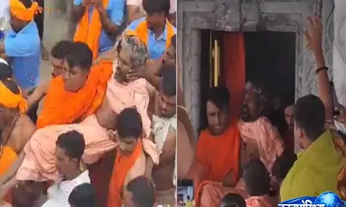 कर्नाटक के संत ने गडग में 33 दिवसीय शिवयोग समाधि पूरी की, श्रद्धालुओं में उत्साह कर्नाटक के संत ने गडग में 33 दिवसीय शिवयोग समाधि पूरी की, श्रद्धालुओं में उत्साह