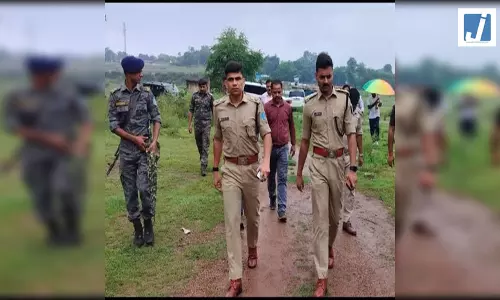पुलिस मुठभेड़ में गैंगस्टर प्रिंस खान का शूटर घायल, चार पिस्तौल और 60 कारतूस बरामद पुलिस मुठभेड़ में गैंगस्टर प्रिंस खान का शूटर घायल, चार पिस्तौल और 60 कारतूस बरामद