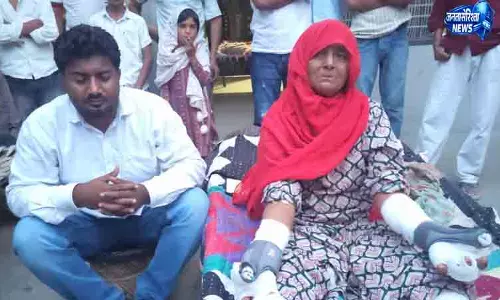 Haryana: महिला ने सियार को पकड़कर किया मुकाबला Haryana: महिला ने सियार को पकड़कर किया मुकाबला