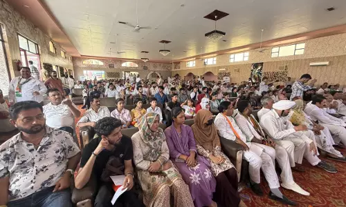Jammu: छात्रों की गूंज कार्यक्रम के जरिए कांग्रेस ने छात्रों की आवाज सुनी Jammu: छात्रों की गूंज कार्यक्रम के जरिए कांग्रेस ने छात्रों की आवाज सुनी