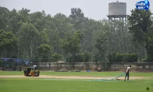 Muktsar ने बारिश प्रभावित मैच में शानदार वापसी की Muktsar ने बारिश प्रभावित मैच में शानदार वापसी की