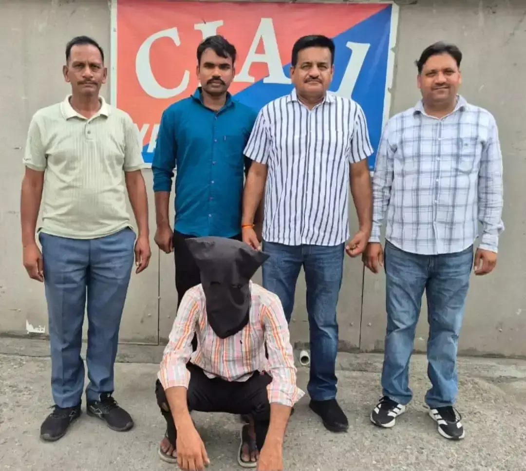 Yamunanagar: अवैध हथियारों के साथ दो युवक गिरफ्तार, यमुनानगर पुलिस की बड़ी कार्रवाई Yamunanagar: अवैध हथियारों के साथ दो युवक गिरफ्तार, यमुनानगर पुलिस की बड़ी कार्रवाई