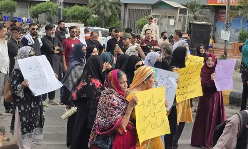 Pakistan: यौन उत्पीड़न के खिलाफ सड़कों पर उतरे अधिकार समूह Pakistan: यौन उत्पीड़न के खिलाफ सड़कों पर उतरे अधिकार समूह