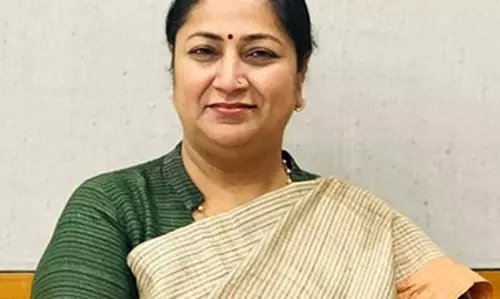 दिल्ली में इलेक्ट्रिक मोबिलिटी को बढ़ावा, 30,000 से अधिक EV चार्जिंग स्टेशन का लक्ष्य: CM दिल्ली में इलेक्ट्रिक मोबिलिटी को बढ़ावा, 30,000 से अधिक EV चार्जिंग स्टेशन का लक्ष्य: CM