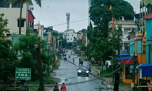 Kolkata: पश्चिम बंगाल में मौसम विभाग की चेतावनी, तेज बारिश और वज्रपात का खतरा Kolkata: पश्चिम बंगाल में मौसम विभाग की चेतावनी, तेज बारिश और वज्रपात का खतरा