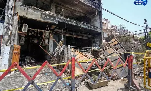 लखनऊ में अवैध इमारत पर बड़ी कार्रवाई की तैयारी लखनऊ में अवैध इमारत पर बड़ी कार्रवाई की तैयारी
