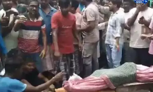 दुष्कर्मी ने बच्ची को बोरे में डालकर तालाब में फेंका दुष्कर्मी ने बच्ची को बोरे में डालकर तालाब में फेंका