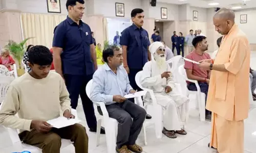 Officials को निर्देश, शिकायतों का तुरंत निस्तारण करें Officials को निर्देश, शिकायतों का तुरंत निस्तारण करें