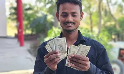 Multibagger स्टॉक में 10% उछाल, निवेशकों में उत्साह Multibagger स्टॉक में 10% उछाल, निवेशकों में उत्साह