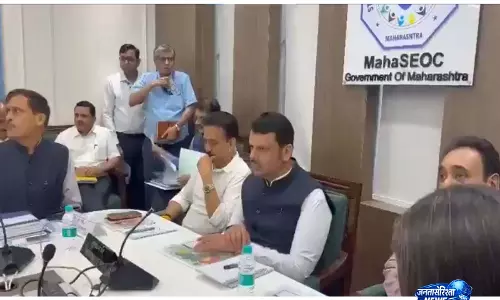 Mumbai में भारी बारिश से हड़कंप, रेड अलर्ट जारी; 7 की मौत, कई इलाकों में निकासी