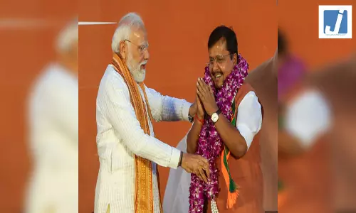 हर भाजपा कार्यकर्ता के लिए गर्व: विपक्ष के तंज पर प्रधानमंत्री मोदी ने नितिन नवीन की सादगी की तारीफ की