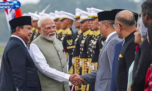 PM तीन देशों के दौरे पर, इंडोनेशिया से शुरुआत