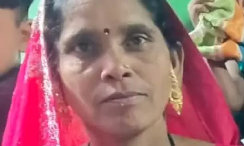 किचन में दौड़ा करंट, चाय बना रही महिला की मौत