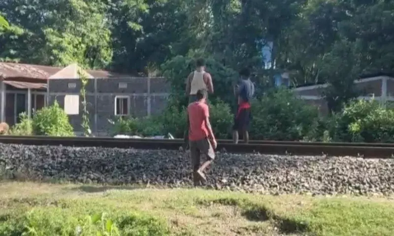 Assam: तिनसुकिया में पैसेंजर ट्रेन की चपेट में आने से एक व्यक्ति की मौत
