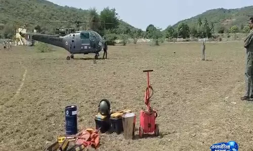 एयर फ़ोर्स के ट्रेनिंग हेलीकॉप्टर की इमरजेंसी लैंडिंग, Vandalur के पास हंगामा एयर फ़ोर्स के ट्रेनिंग हेलीकॉप्टर की इमरजेंसी लैंडिंग, Vandalur के पास हंगामा