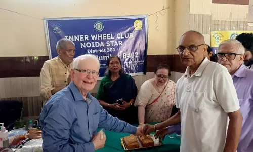 Social service और स्वास्थ्य सेवाओं के प्रति आभार व्यक्त