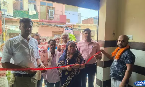 TB शिविर में बड़ी संख्या में पहुंचे लोग, स्वास्थ्य विभाग ने दी जानकारी TB शिविर में बड़ी संख्या में पहुंचे लोग, स्वास्थ्य विभाग ने दी जानकारी