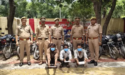 Noida में चोरी की 12 मोटरसाइकिल बरामद, तीन बदमाश गिरफ्तार Noida में चोरी की 12 मोटरसाइकिल बरामद, तीन बदमाश गिरफ्तार
