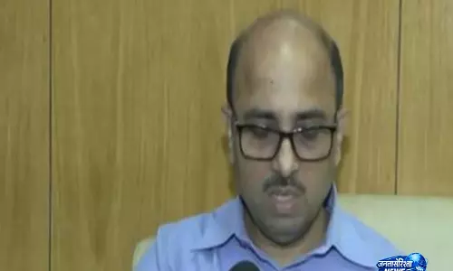 Odisha चुनाव सूची संशोधन: 8.32 लाख मृत और 10.07 लाख विस्थापित मतदाताओं के नाम हटे Odisha चुनाव सूची संशोधन: 8.32 लाख मृत और 10.07 लाख विस्थापित मतदाताओं के नाम हटे