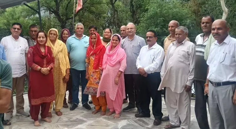 सीएम सुखू हमीरपुर में बेहतरीन सुविधाएं देने के लिए प्रतिबद्ध सीएम सुखू हमीरपुर में बेहतरीन सुविधाएं देने के लिए प्रतिबद्ध