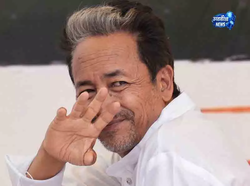 Delhi अनशन के 8वें दिन पहुंचे वांगचुक, स्वास्थ्य में गिरावट Delhi अनशन के 8वें दिन पहुंचे वांगचुक, स्वास्थ्य में गिरावट