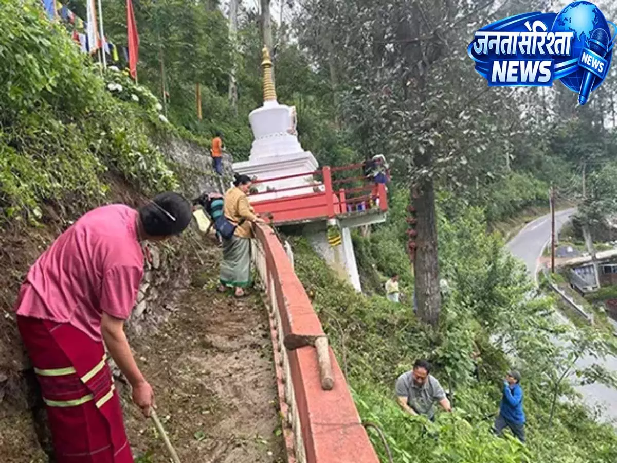 Bomdila: थोंकर ड्यूचेन में प्लांटेशन ड्राइव शुरू Bomdila: थोंकर ड्यूचेन में प्लांटेशन ड्राइव शुरू