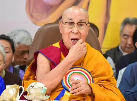 दलाई लामा को 91वें जन्मदिन पर प्रधानमंत्री मोदी और लोकसभा स्पीकर ओम बिरला समेत कई नेताओं ने दीं शुभकामनाएं दलाई लामा को 91वें जन्मदिन पर प्रधानमंत्री मोदी और लोकसभा स्पीकर ओम बिरला समेत कई नेताओं ने दीं शुभकामनाएं