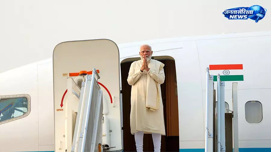PM का तीन देशों का दौरा शुरू, एक्ट ईस्ट पॉलिसी और इंडो-पैसिफिक विज़न को मिलेगा बढ़ावा PM का तीन देशों का दौरा शुरू, एक्ट ईस्ट पॉलिसी और इंडो-पैसिफिक विज़न को मिलेगा बढ़ावा
