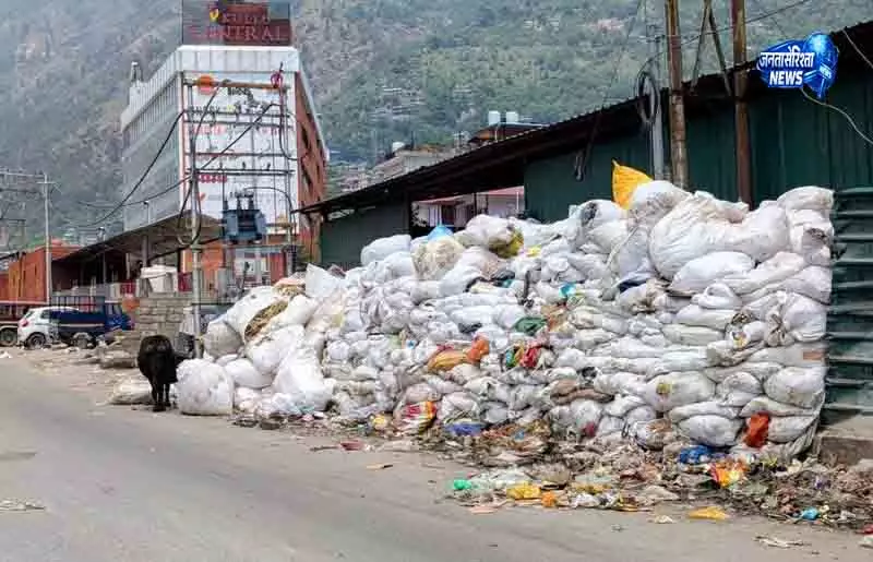 एनजीटी पैनल ने खोली Kullu की बर्बादी की पोल एनजीटी पैनल ने खोली Kullu की बर्बादी की पोल
