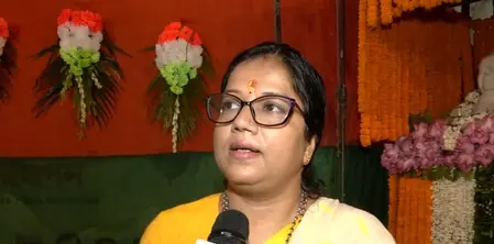 श्यामा प्रसाद मुखर्जी की जयंती पर पूर्णिमा चक्रवर्ती ने दी श्रद्धांजलि, बताया नई पीढ़ी के लिए प्रेरणा श्यामा प्रसाद मुखर्जी की जयंती पर पूर्णिमा चक्रवर्ती ने दी श्रद्धांजलि, बताया नई पीढ़ी के लिए प्रेरणा